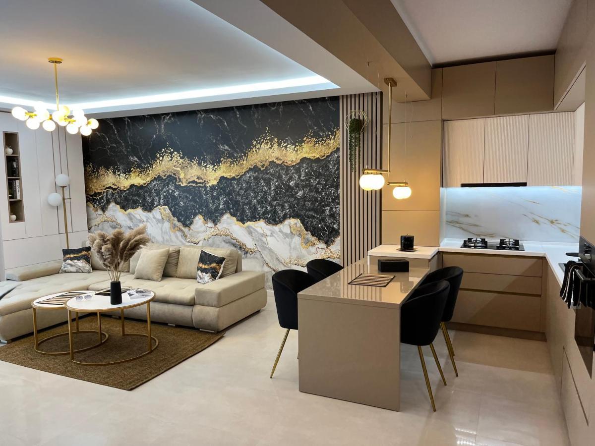 Sas 2 Luxury Apartments Мамая Экстерьер фото