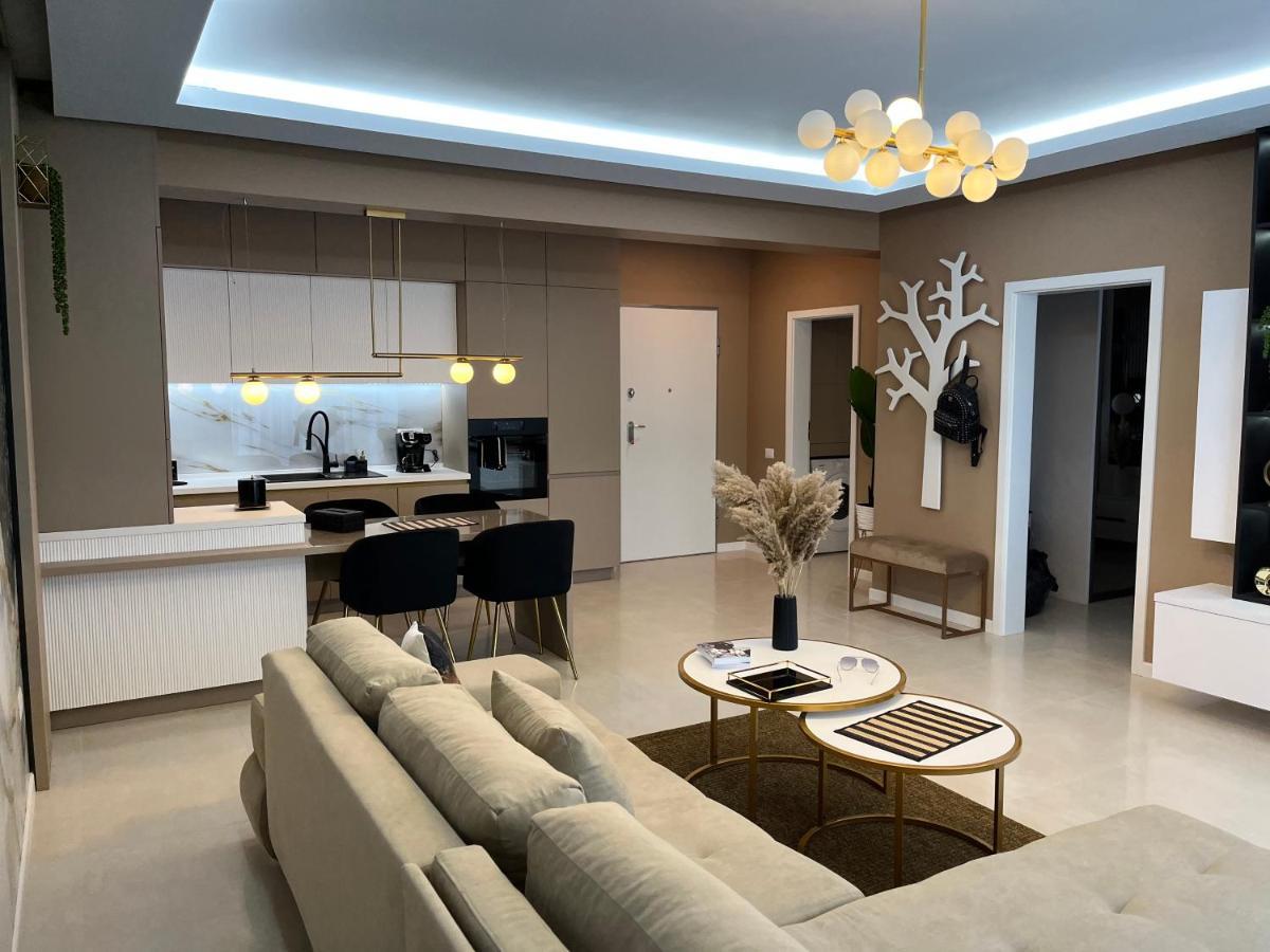 Sas 2 Luxury Apartments Мамая Экстерьер фото
